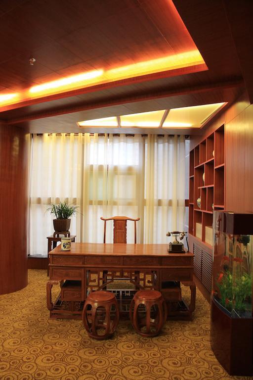 Lanzhou Hualian Hotel Εξωτερικό φωτογραφία