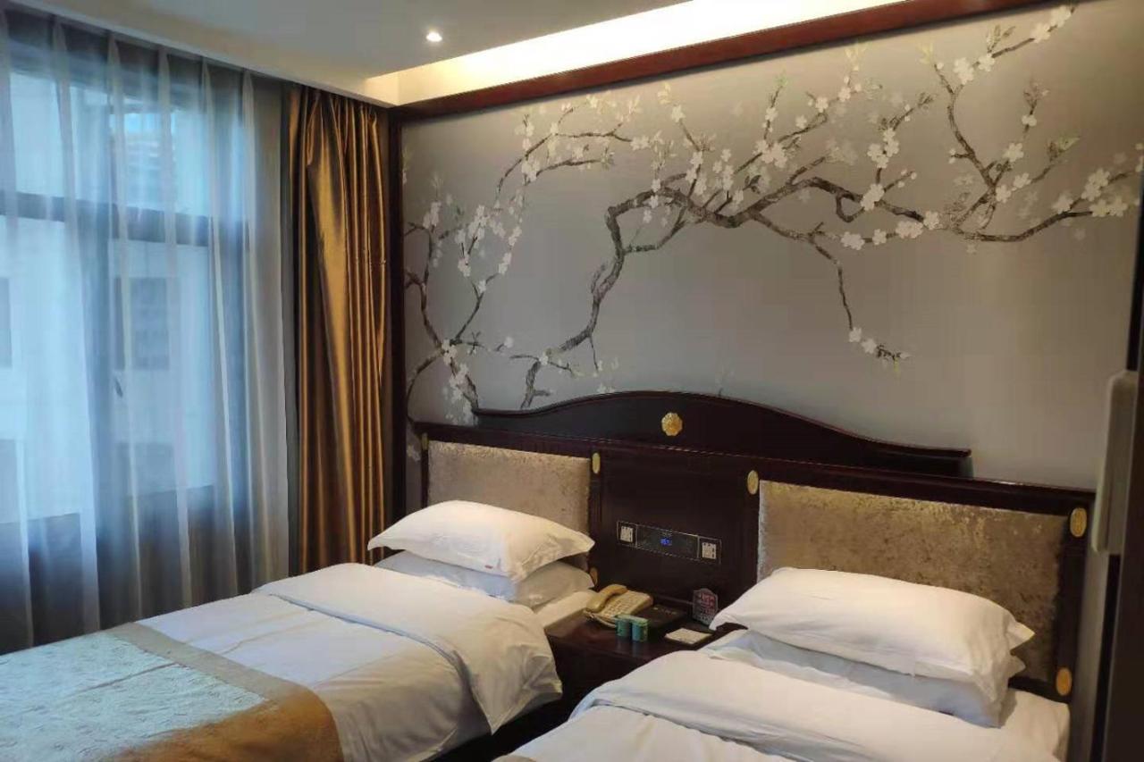 Lanzhou Hualian Hotel Εξωτερικό φωτογραφία